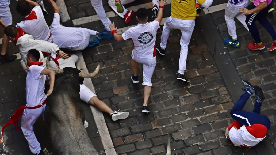 Pamplona Says No One Gored After All on 3rd Day of Bull Run