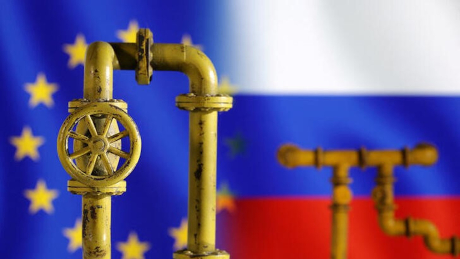 Russia Cuts Gas Flows Further as Europe Urges Energy Saving