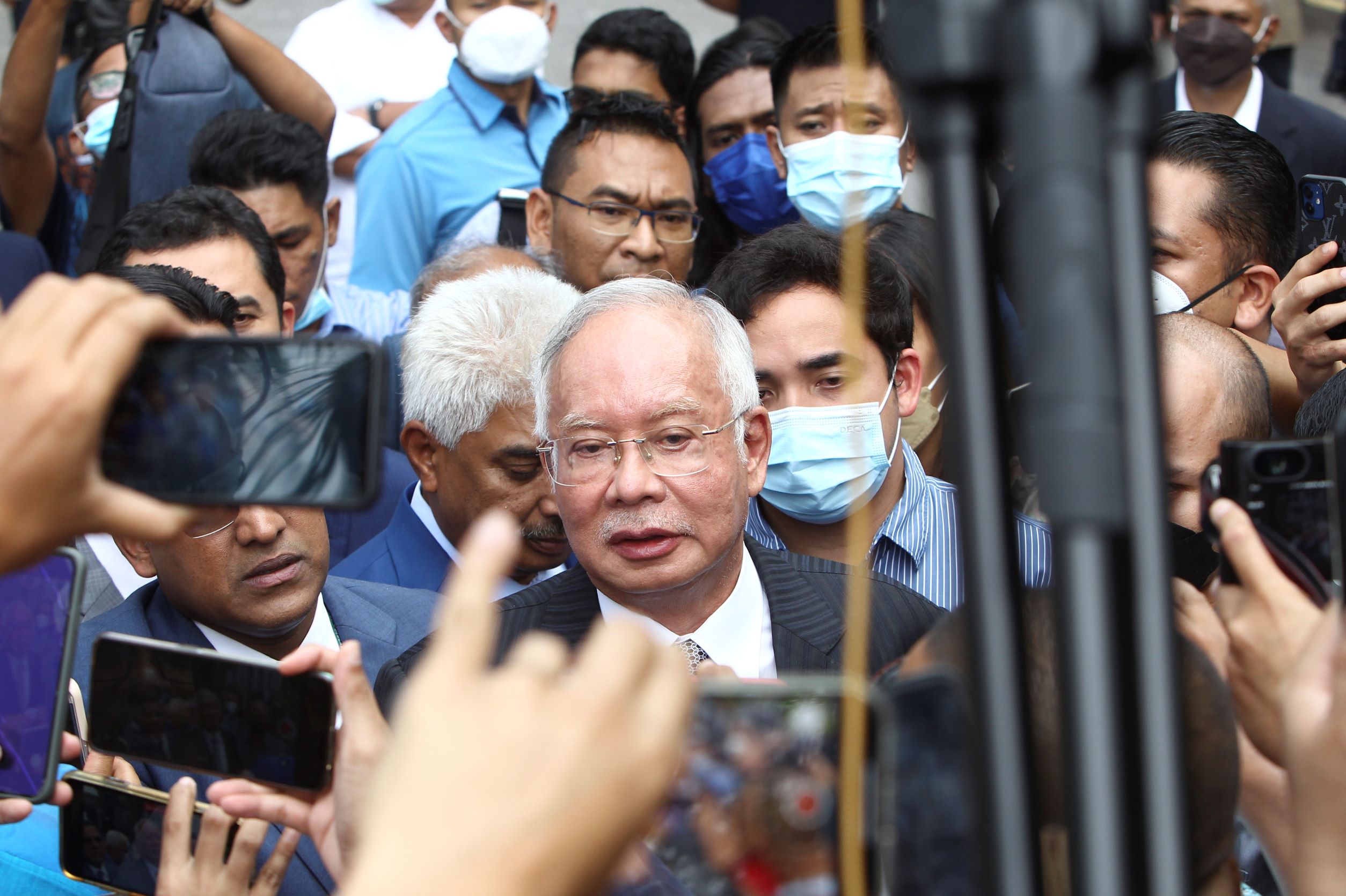 Former Malaysian Prime Minister Najib Goes to Jail After Losing Graft Appeal - Vimarsana News