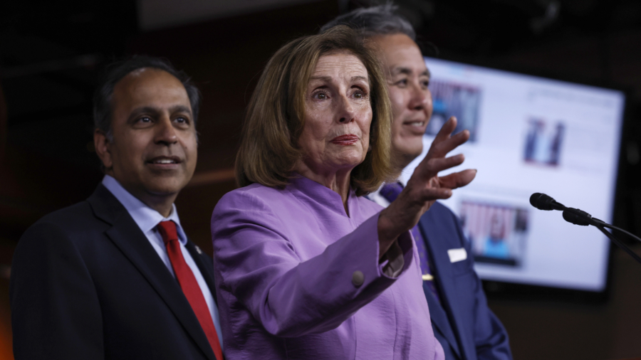 Pelosi: ‘We Will Not Allow China to Isolate Taiwan’