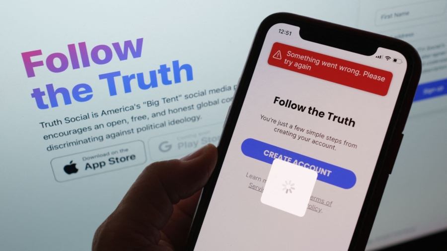 Google Faces Criticism for Not Making Trump’s Truth Social App Available