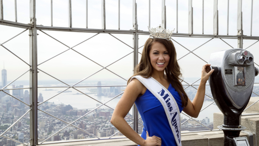 Ex-Miss America Mund Qualifies as North Dakota Congressional Candidate