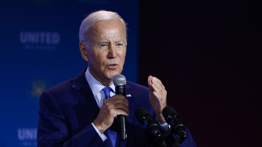 Biden Says He’s Warned Xi Jinping of Investment Ramifications If China Violates Sanctions on Russia