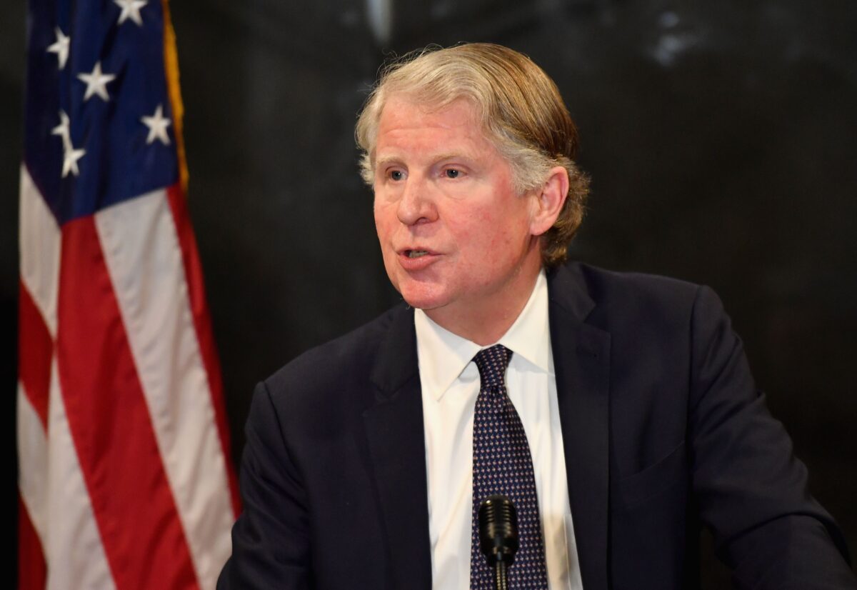 cyrus vance