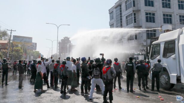 Police use water cannon