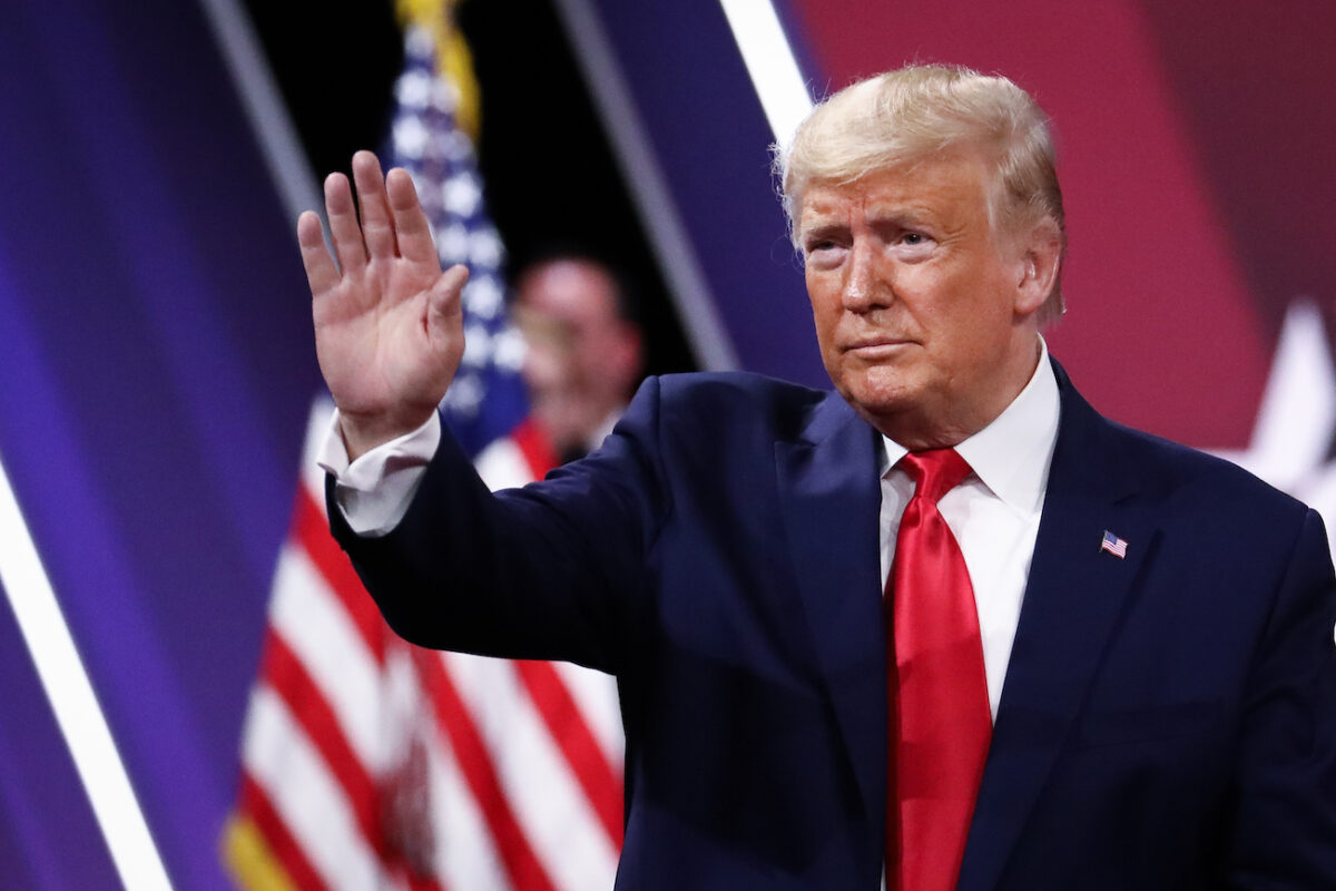 trump american flag