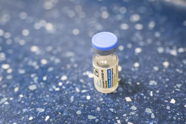johnson-and-johnson-vial