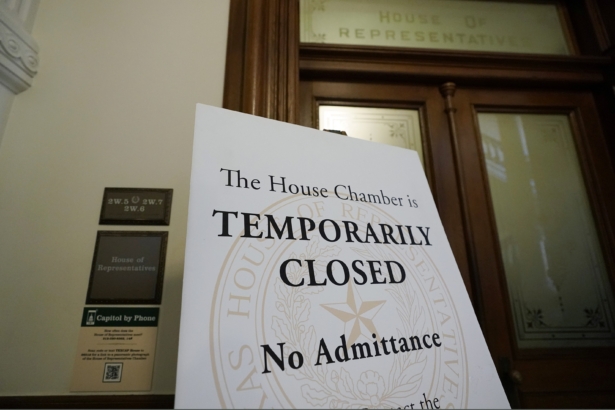 texas-house-closed