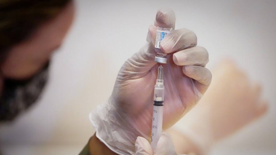 CDC Vaccine Advisory Panel to Meet on Severe Condition Linked to J&J’s COVID-19 Vaccine