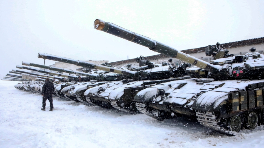 How Ukraine’s Military Compares to Russia’s